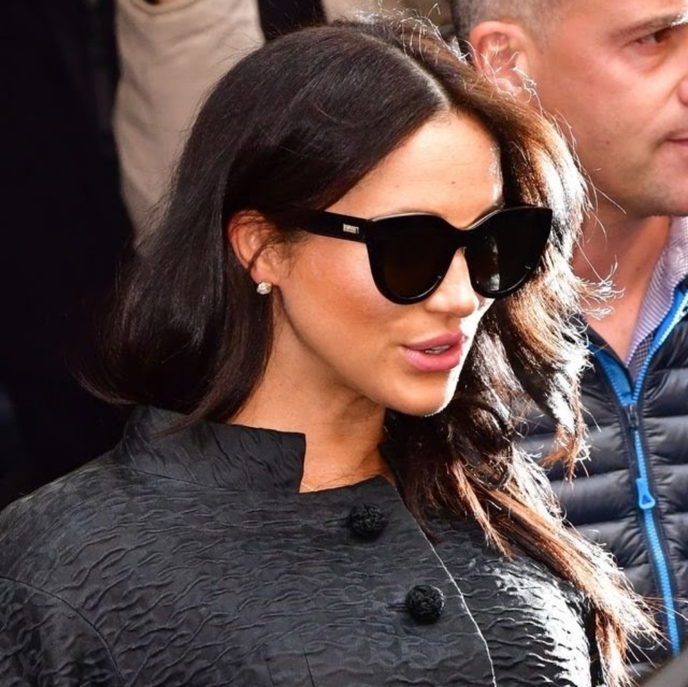 LE SPECS -Meghan Markle AIR HEART BLACK SUNGLASSES